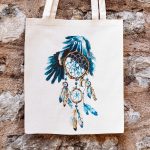 Tote bag with a dream catcher design